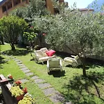 Il Giardino Dei Fiori -free Private Parking * Mandello del Lario